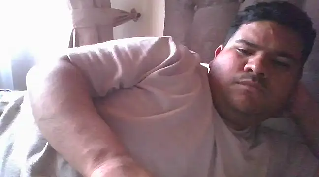 oscarshow24 online show from March 22, 2025, 5:39 am