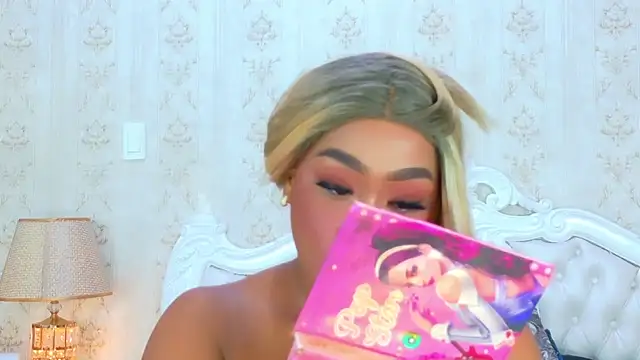 TianahGlow online show from October 9, 2025, 9:15 pm