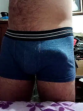 Snapshot of wAlewaxa chatting on February 11, 2025, 4:22 am wAlewaxa online show from February 11, 2025, 4:22 am