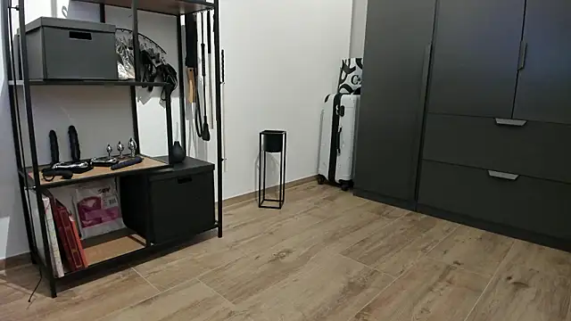 Snapshot of molicaremolicare chatting on March 7, 2026, 6:13 pm molicaremolicare online show from March 7, 2026, 6:13 pm