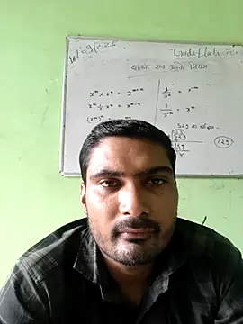 Snapshot of ccuteboyyyy chatting on September 18, 2025, 4:48 am ccuteboyyyy online show from September 18, 2025, 4:48 am
