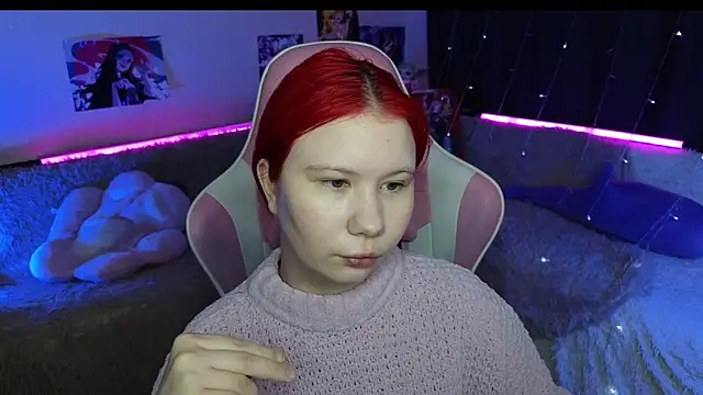 Little kitsune1707 online show from March 13, 2025, 12:37 am