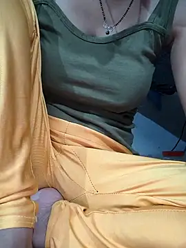 lovely----bhabhi online show from November 10, 2025, 2:33 pm