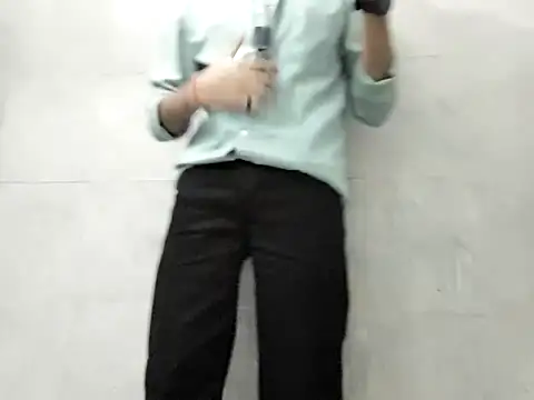 Lustyluckyy online show from November 11, 2025, 4:35 pm