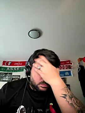 Snapshot of Sex-10-10 chatting on November 19, 2025, 1:33 pm Sex-10-10 online show from November 19, 2025, 1:33 pm