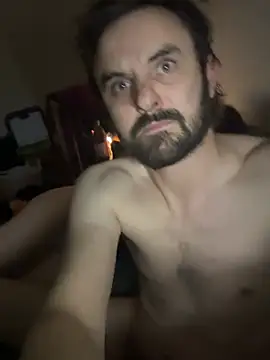 IrishxBrit25 online show from April 8, 2026, 3:08 am