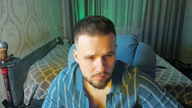 Vladik b online show from April 13, 2026, 5:28 pm