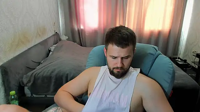 Vladik b online show from July 14, 2026, 10:21 am