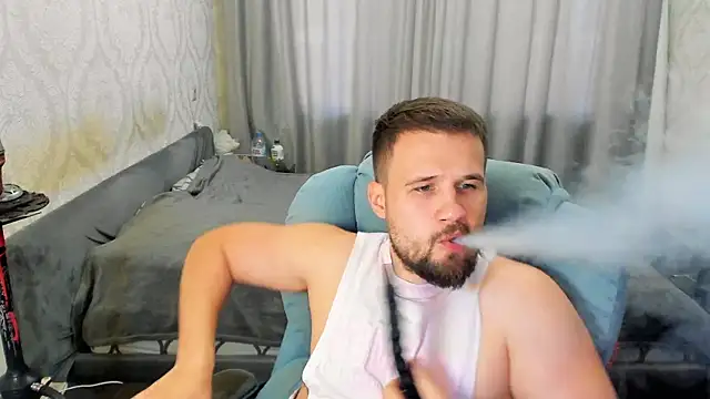 Vladik b online show from July 6, 2026, 5:37 pm