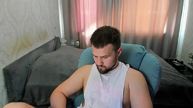 Vladik b online show from July 7, 2026, 8:51 am