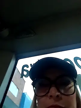 CandieGilson   online show from December 19, 2025, 11:12 am