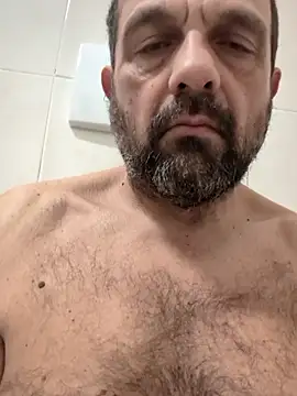 Snapshot of Bear_lov chatting on January 17, 2026, 5:11 am Bear lov online show from January 17, 2026, 5:11 am