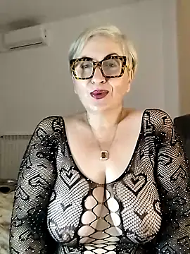 Pumabionda online show from October 26, 2025, 5:08 am