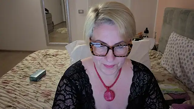 Pumabionda online show from December 1, 2025, 10:21 pm