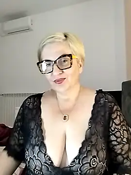 Pumabionda online show from November 13, 2025, 10:35 pm