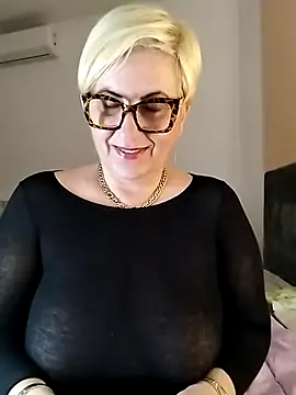 Snapshot of Pumabionda chatting on March 2, 2026, 5:31 pm Pumabionda online show from March 2, 2026, 5:31 pm