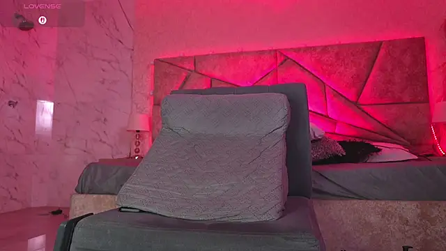 DickGriffith  online show from April 23, 2026, 12:29 pm