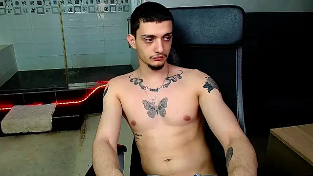 OscarGriffin online show from February 25, 2025, 3:42 pm