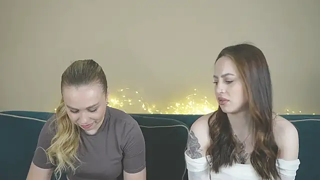 Snapshot of girlstirp chatting on February 28, 2025, 7:37 am girlstirp online show from February 28, 2025, 7:37 am