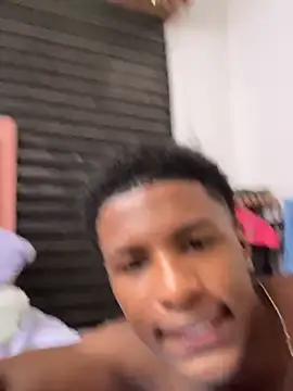 Snapshot of Bichorro chatting on October 8, 2025, 3:57 pm Bichorro online show from October 8, 2025, 3:57 pm