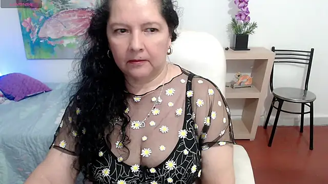 Snapshot of leonela_69 chatting on March 15, 2025, 4:02 am leonela 69 online show from March 15, 2025, 4:02 am