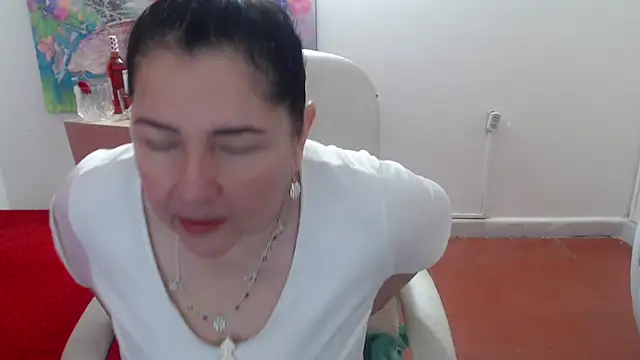 Snapshot of leonela_69 chatting on September 11, 2025, 1:27 am leonela 69 online show from September 11, 2025, 1:27 am