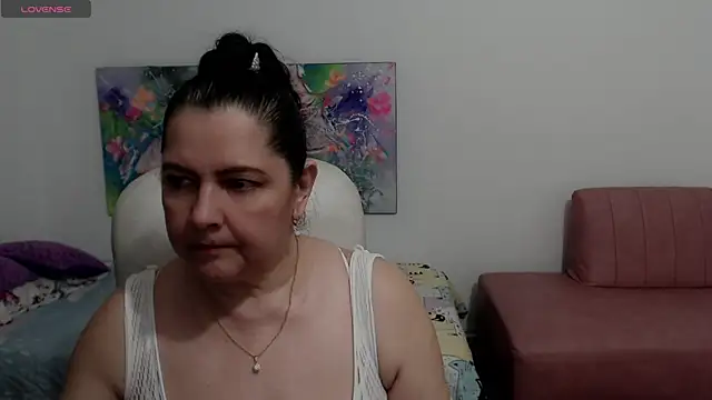 Snapshot of leonela_69 chatting on March 22, 2025, 3:41 am leonela 69 online show from March 22, 2025, 3:41 am