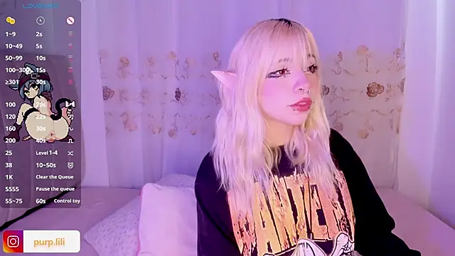 Snapshot of purplelilith3 chatting on May 6, 2026, 5:06 pm purplelilith3 online show from May 6, 2026, 5:06 pm