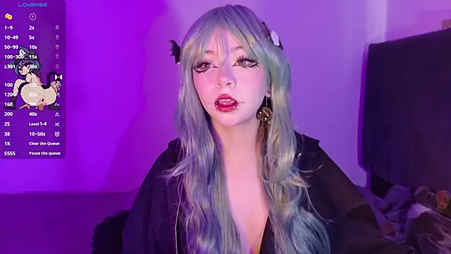 purplelilith3 online show from July 13, 2026, 2:49 pm