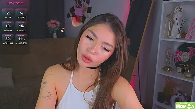 Snapshot of Caroline__Brown chatting on November 16, 2025, 6:51 am Caroline Brown online show from November 16, 2025, 6:51 am