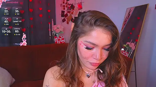Snapshot of Caroline__Brown chatting on February 13, 2025, 5:26 am Caroline Brown online show from February 13, 2025, 5:26 am