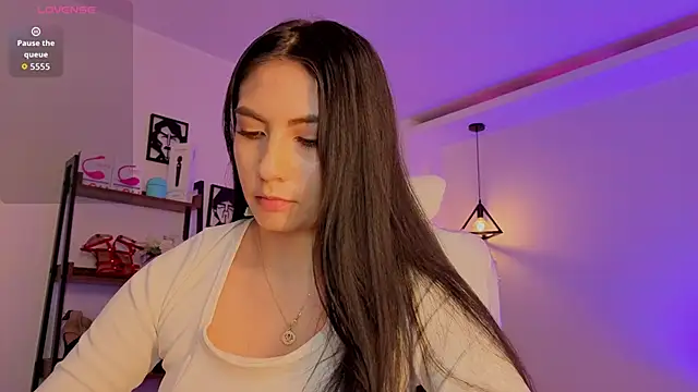 Miller Vanessa  online show from February 16, 2026, 9:24 pm