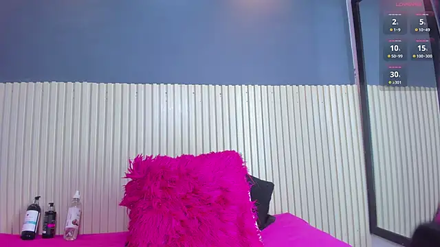 Snapshot of Aida-nicolle chatting on November 28, 2025, 10:15 am Aida-nicolle online show from November 28, 2025, 10:15 am