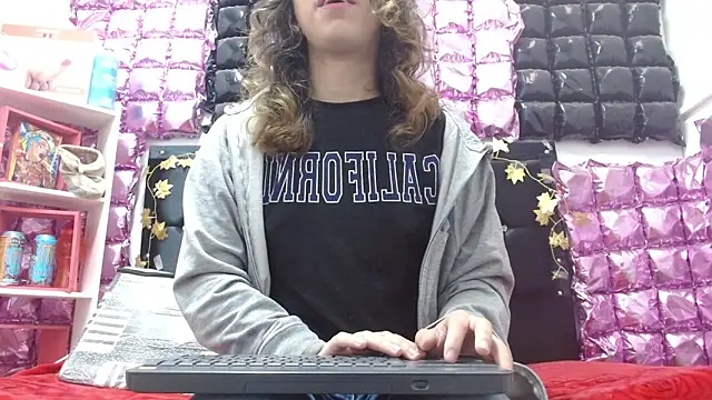 poisondost hot online show from October 10, 2025, 12:06 pm