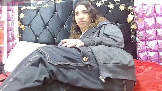 poisondost hot online show from November 17, 2025, 12:20 pm