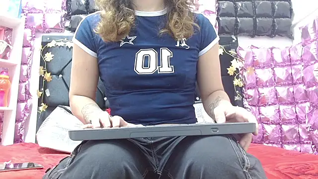 poisondost hot online show from October 24, 2025, 11:53 am