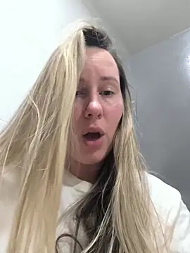 Mona Plus online show from January 8, 2026, 10:49 pm