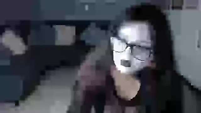 scarleth shadow online show from February 25, 2025, 1:41 am