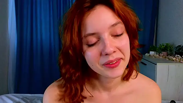 AmyGuerrero online show from March 21, 2025, 5:54 am