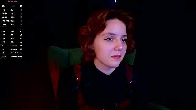 AmyGuerrero online show from September 27, 2025, 1:17 pm