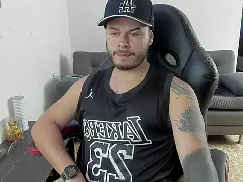 ragnar lothbrok777 online show from April 24, 2026, 5:48 pm