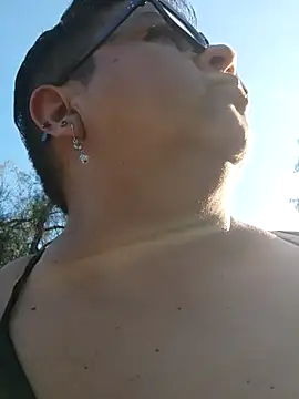 Snapshot of erinadarling79 chatting on October 2, 2025, 10:02 pm erinadarling79 online show from October 2, 2025, 10:02 pm