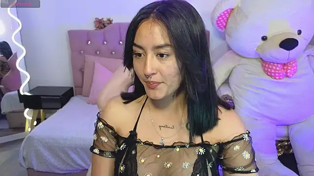 LUDO KITTY TAY online show from March 3, 2025, 3:27 am