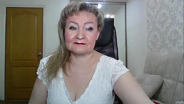 Victoria secrets  online show from February 7, 2026, 3:53 pm