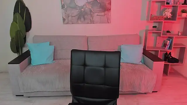 GabriellaMays online show from April 23, 2026, 5:14 am