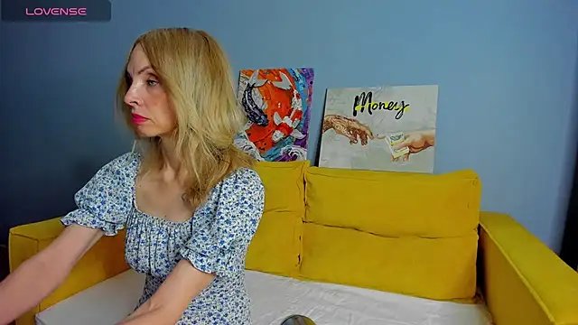 Tasha-Grey online show from February 16, 2025, 1:47 am