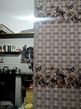 boyyouwant33 online show from April 1, 2026, 8:26 am