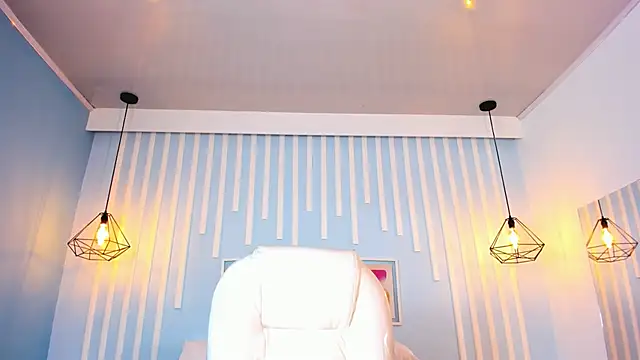 Annie rhoades online show from September 13, 2025, 1:22 pm