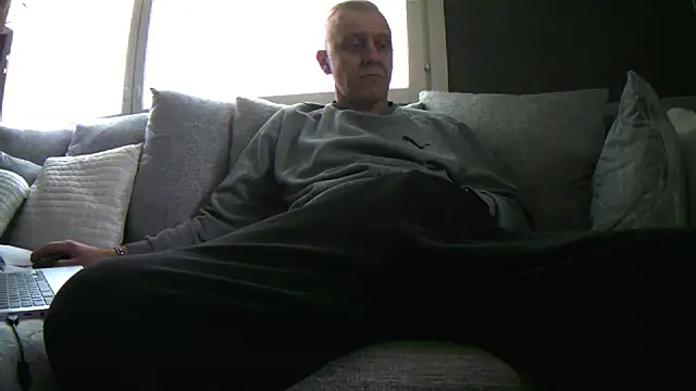 Teemu online show from November 1, 2025, 10:53 am