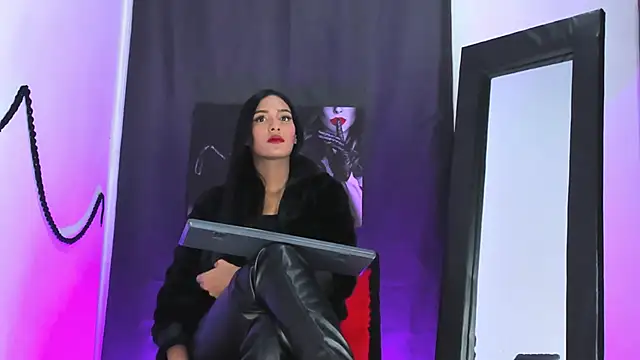 Aleshkastone online show from October 19, 2025, 12:46 am